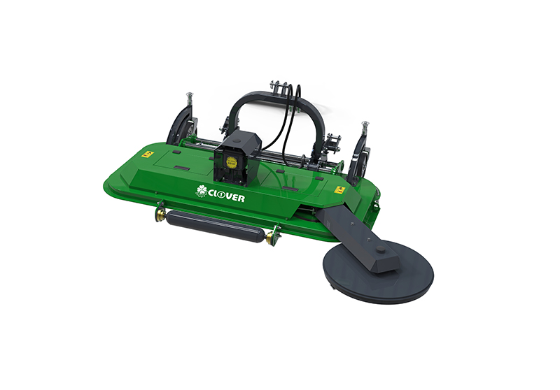 Finishing mower with disc